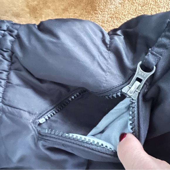 Lands End Black Kids Winter Coat with Faux Fur Hood. Warm parka. Size Large 6x/7 - Picture 7 of 8